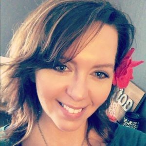 Meet your Posher, Janet